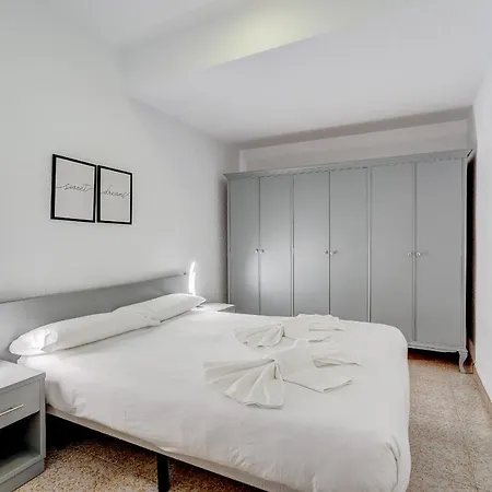 Island Sun Apartment