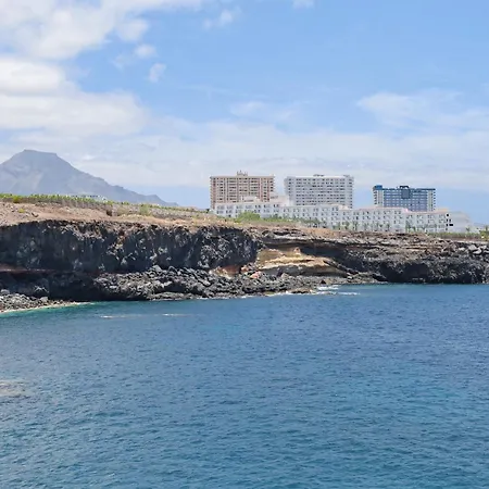 Island Sun Apartment *